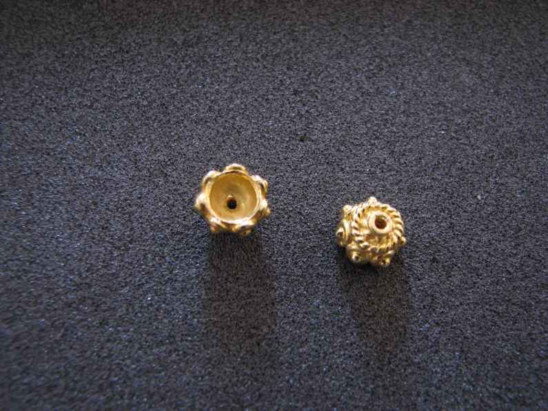 Vermeil Bead 006 Bead Cap Medium